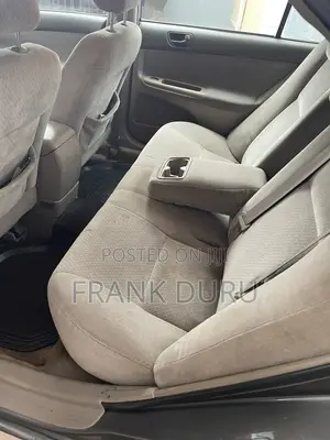 Toyota Camry 2004 Gray