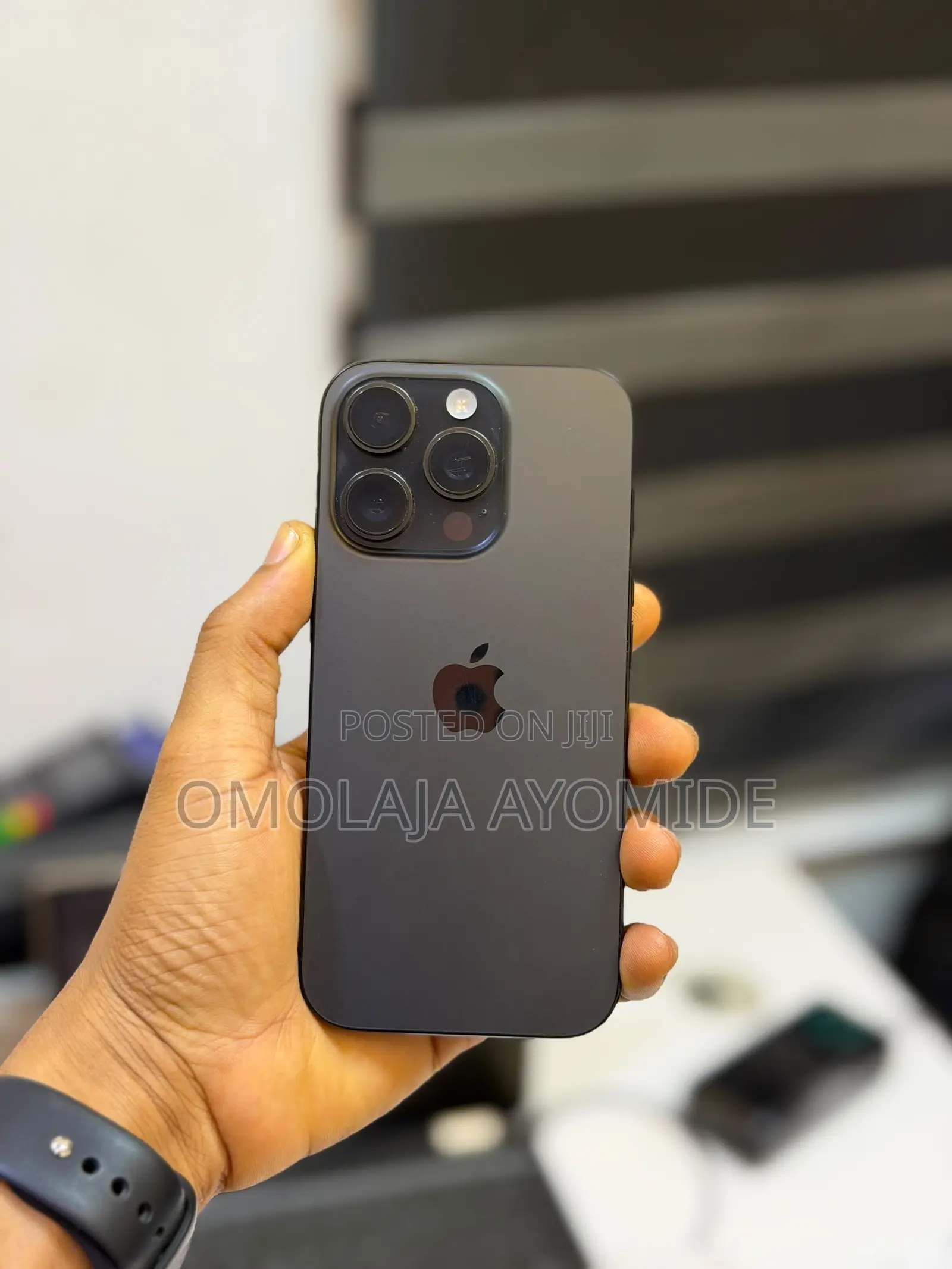 Apple iPhone 16 Pro 128 GB Black
