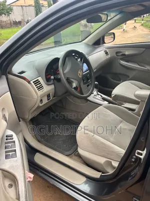 Toyota Corolla 2008 Gray