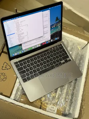 Laptop Apple MacBook Pro 2020 16GB Intel Core i5 SSD 256GB