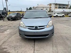 Toyota Sienna LE AWD 2006 Blue