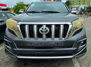 Toyota Land Cruiser Prado 2012 Gray
