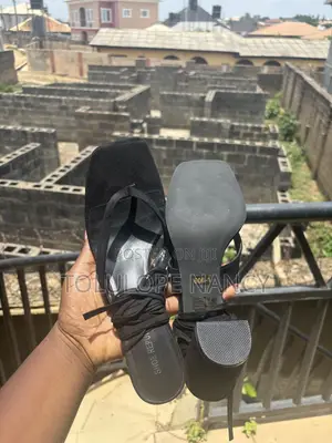 Ladies Black Heels