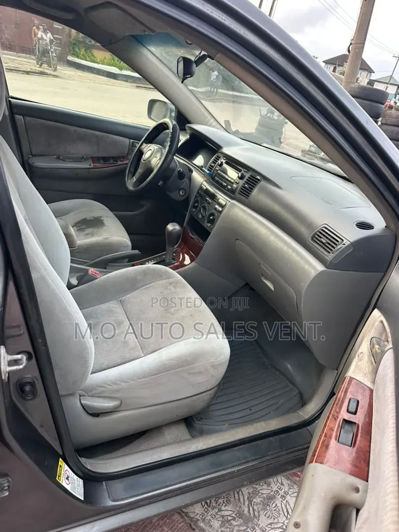 Toyota Corolla 2007 Gray