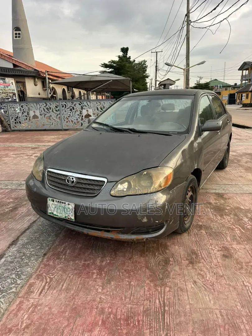 Toyota Corolla 2007 Gray