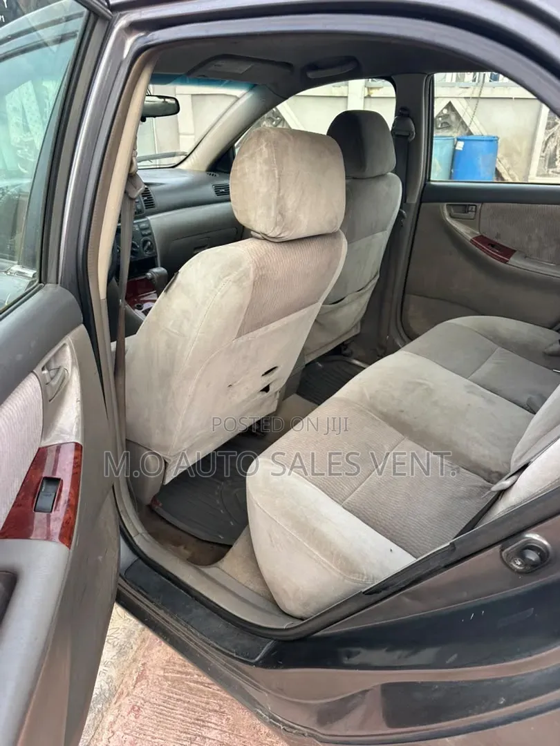 Toyota Corolla 2007 Gray