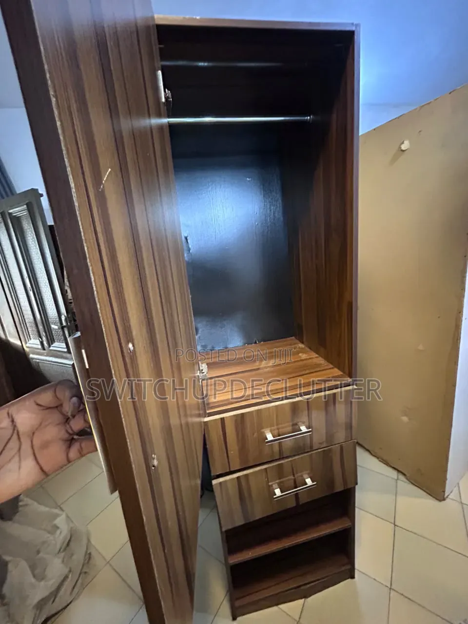 7ft Tall Wardrobe
