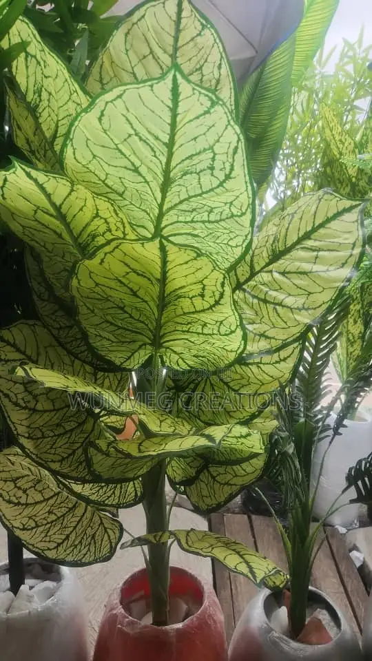 Artificial Green Plants