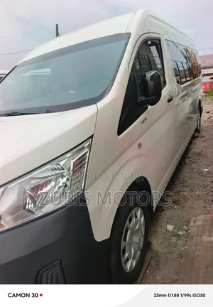 Toyota HiAce 2023 White