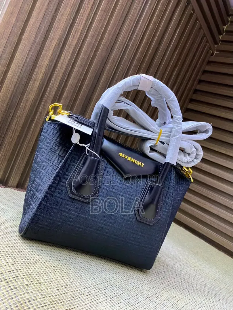 Luxury Givenchi Bag Medium
