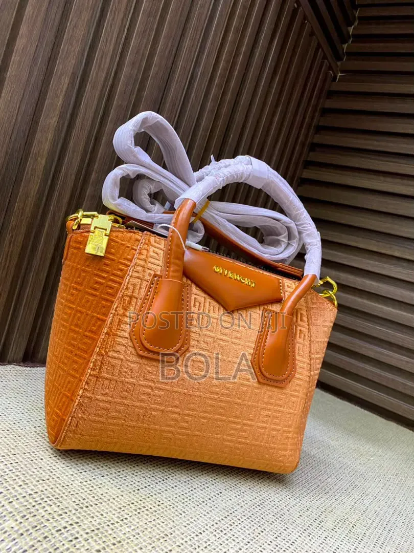 Luxury Givenchi Bag Medium