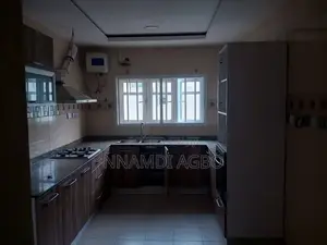 3bdrm Apartment in Victoria Island Extension for rent