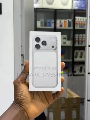 New Apple iPhone 17 Pro 256 GB Silver