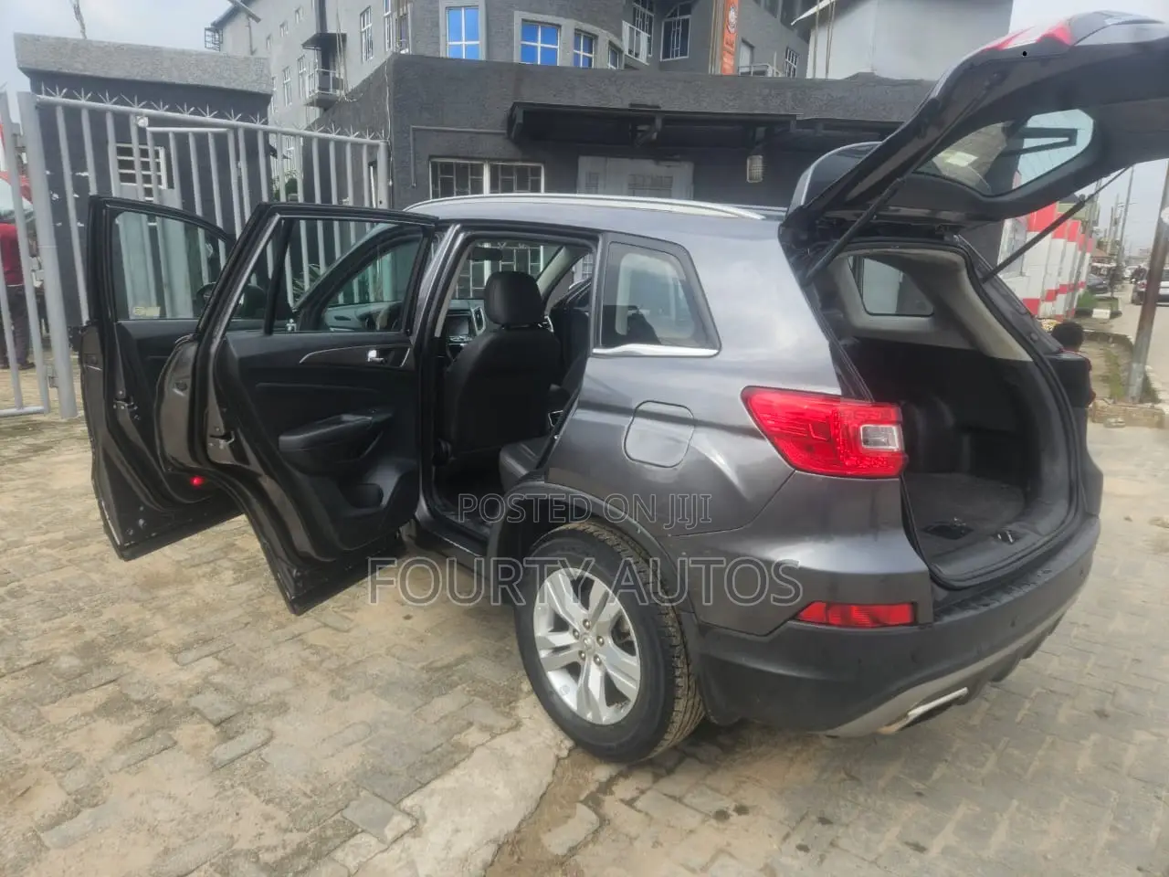 Changan CS75 2018 Gray