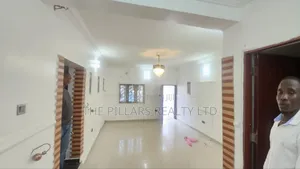 2bdrm Block of Flats in Gaduwa Housing for rent