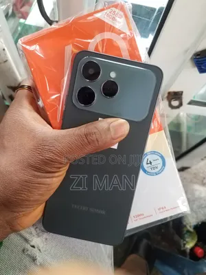 New Tecno Spark 40 128 GB Black