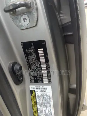 Toyota Sienna XLE 2005 Gold