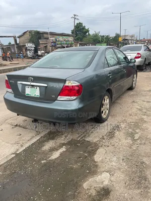 Toyota Camry 2005 Green