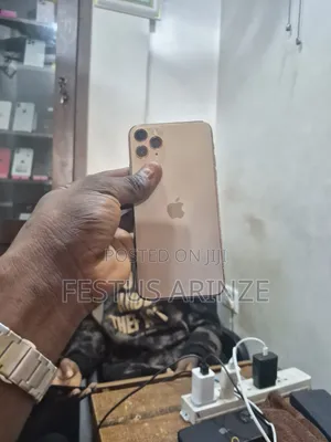 Apple iPhone 11 Pro Max 256 GB Gold