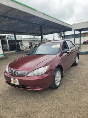 Toyota Camry 2005 Red