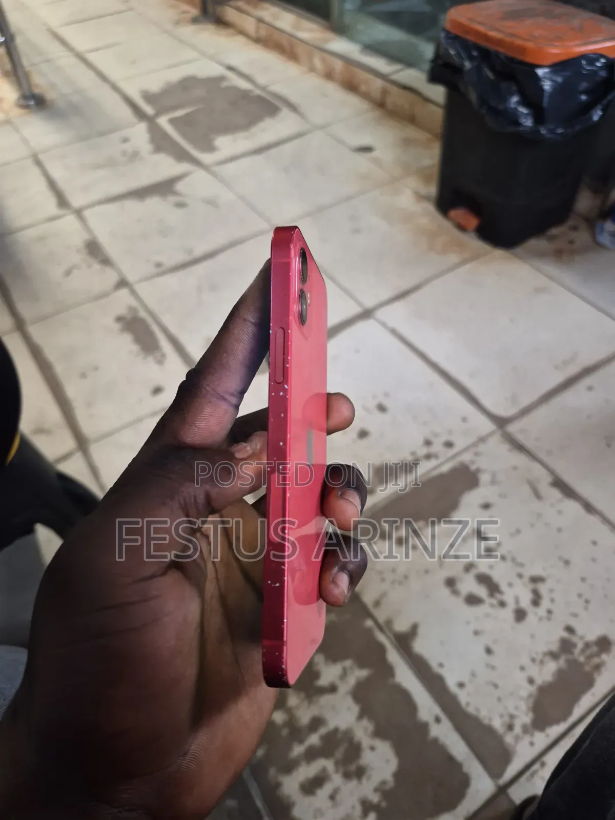 Apple iPhone 12 64 GB Red