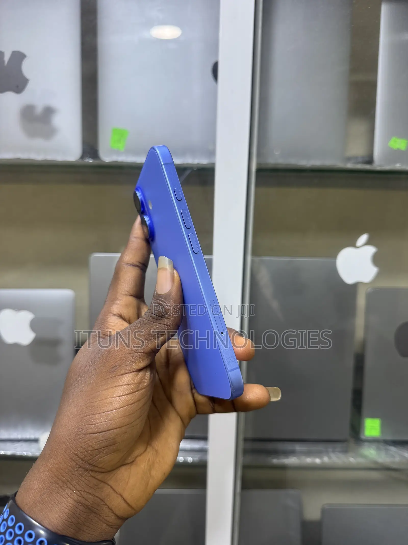 Apple iPhone 16 128 GB Blue