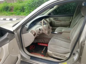 Toyota Avalon 2005 Gold