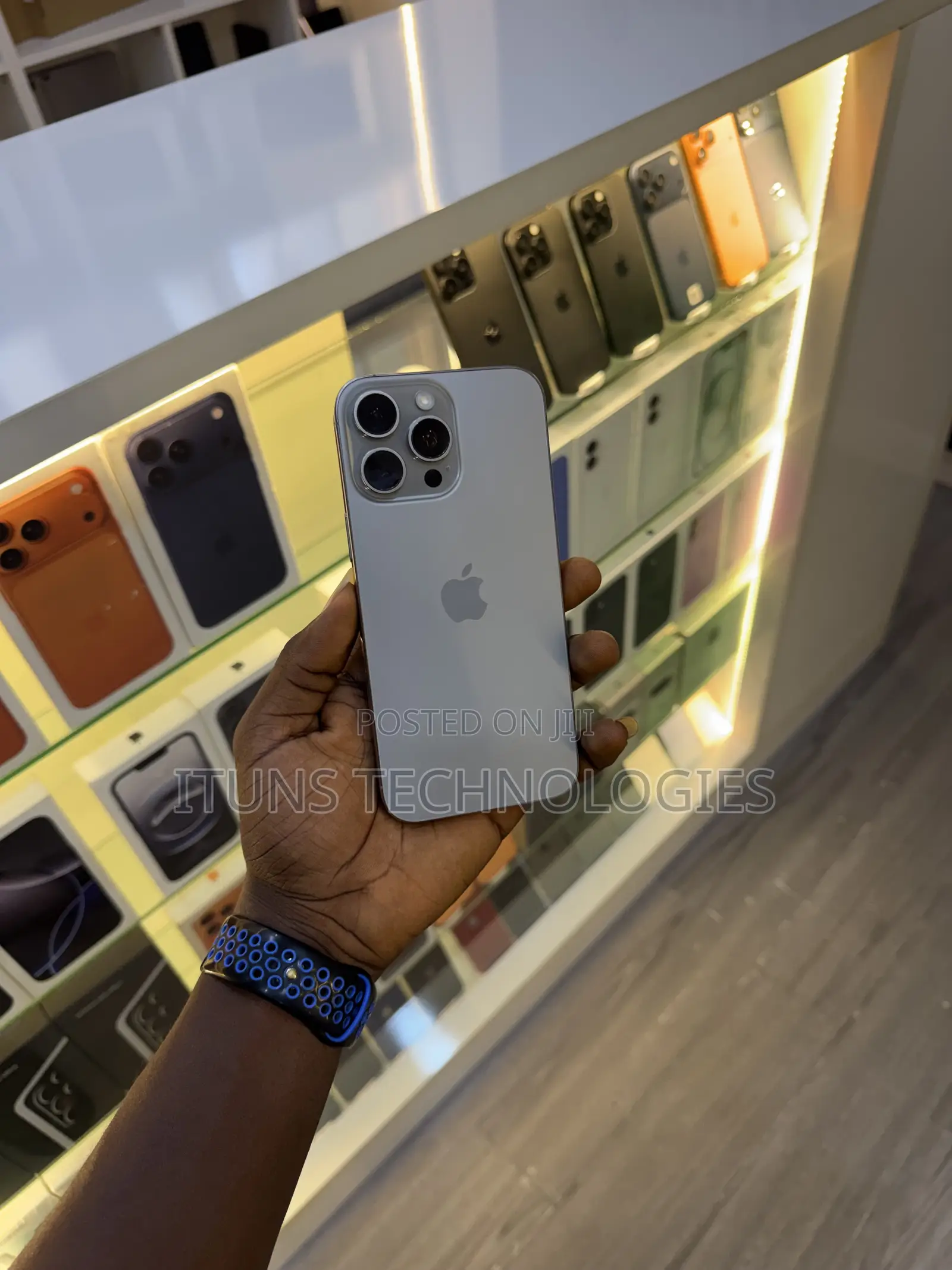 Apple iPhone 15 Pro Max 256 GB