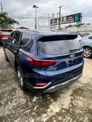 Hyundai Santa Fe SE AWD 2018 Blue