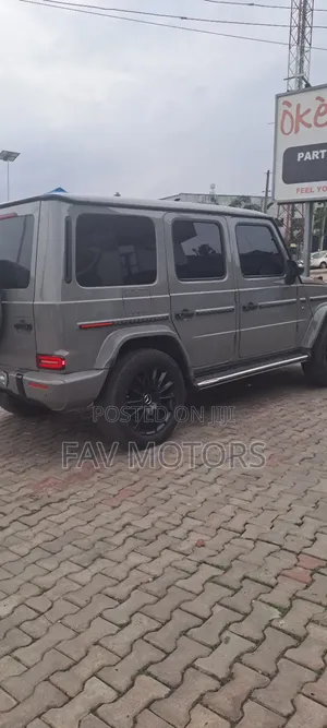 Mercedes-Benz G-Class G 550 4MATIC 2022 Gray