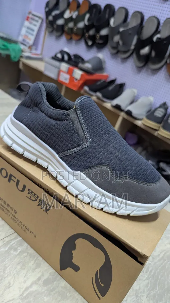 Sneakers Shoe