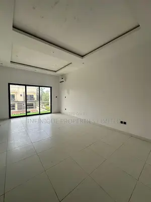 4bdrm Townhouse / Terrace in Ikoyi for rent