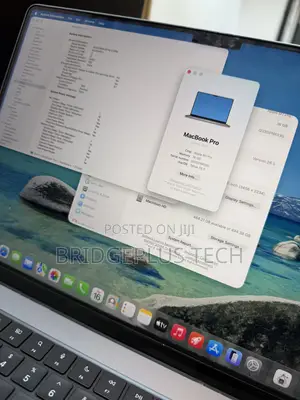Laptop Apple MacBook Pro 2021 M1 16GB Apple M1 Pro SSD 512GB