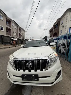 Toyota Land Cruiser Prado 2016