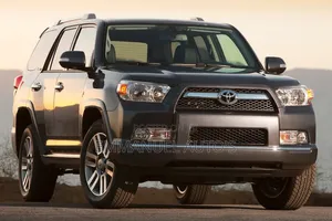 Front Bumper and Back Bumper 4runner 2012