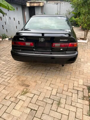 Toyota Camry 2000 Black