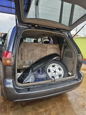 Toyota Sienna LE 2009 Gray