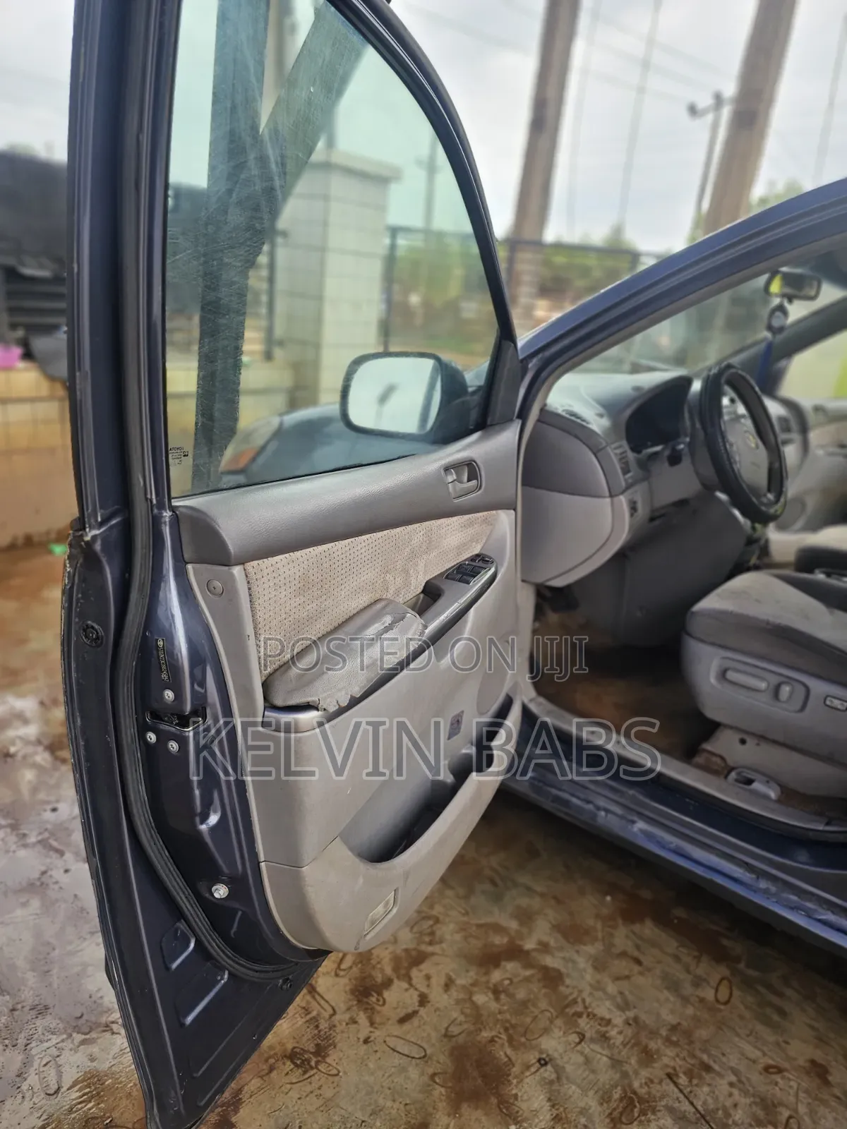 Toyota Sienna LE 2009 Gray