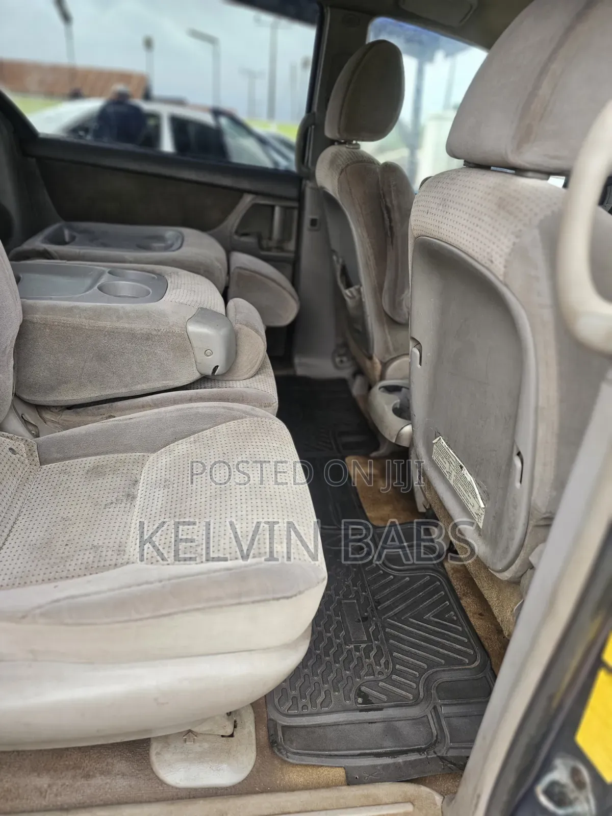 Toyota Sienna LE 2009 Gray