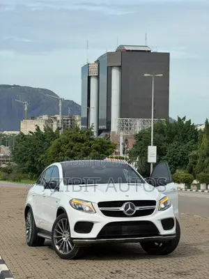 Mercedes-Benz GLE-Class 2016 White