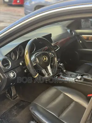 Mercedes-Benz C300 2013 Black
