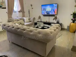 5 Seater Chair
