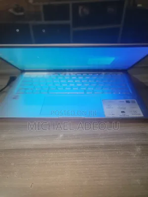Laptop Asus Zenbook 14 32GB Intel Core i7 SSD 256GB