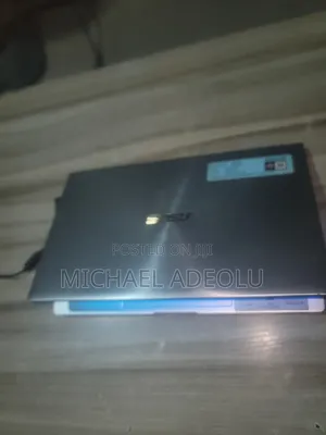 Laptop Asus Zenbook 14 32GB Intel Core i7 SSD 256GB