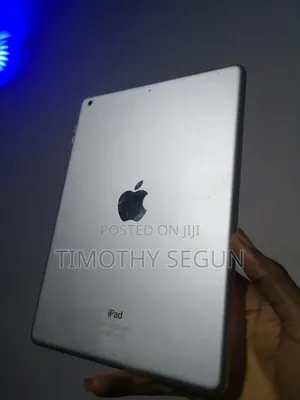 Apple iPad Air 16 GB Silver