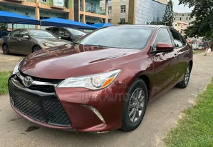 Toyota Camry 2016 Red