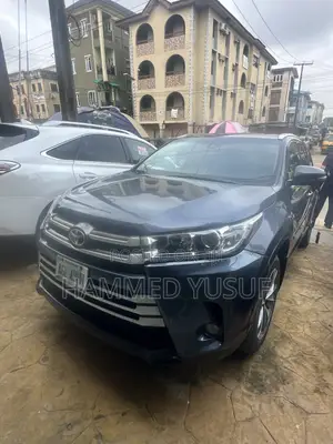 Toyota Highlander Limited Platinum 4x4 V6 (3.5L 6cyl 8A) 2018 Blue