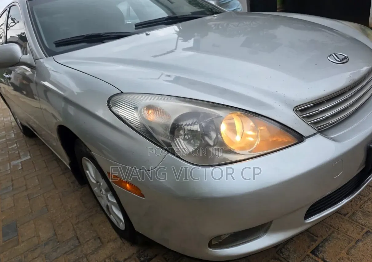 Lexus ES 2002 Silver