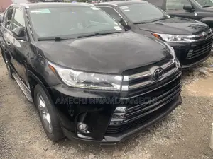 Toyota Highlander Limited 4dr SUV AWD (3.5L 6cyl 6A) 2015 Black