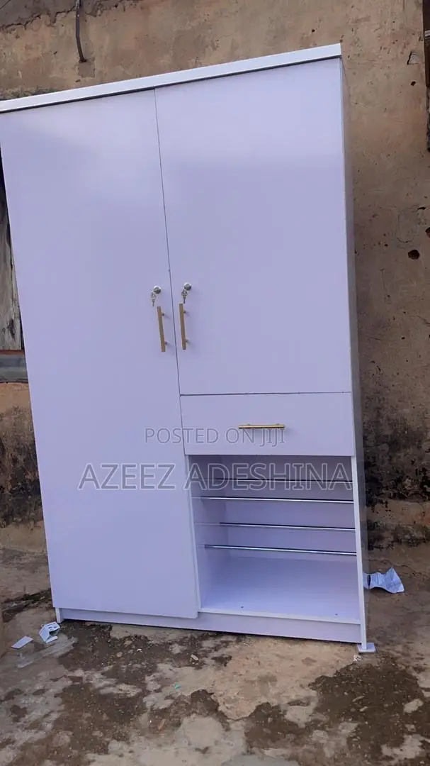 Wardrobe With Drawers